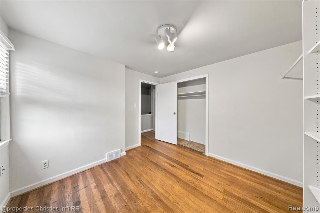 1642 Graefield Road Property Photo 15