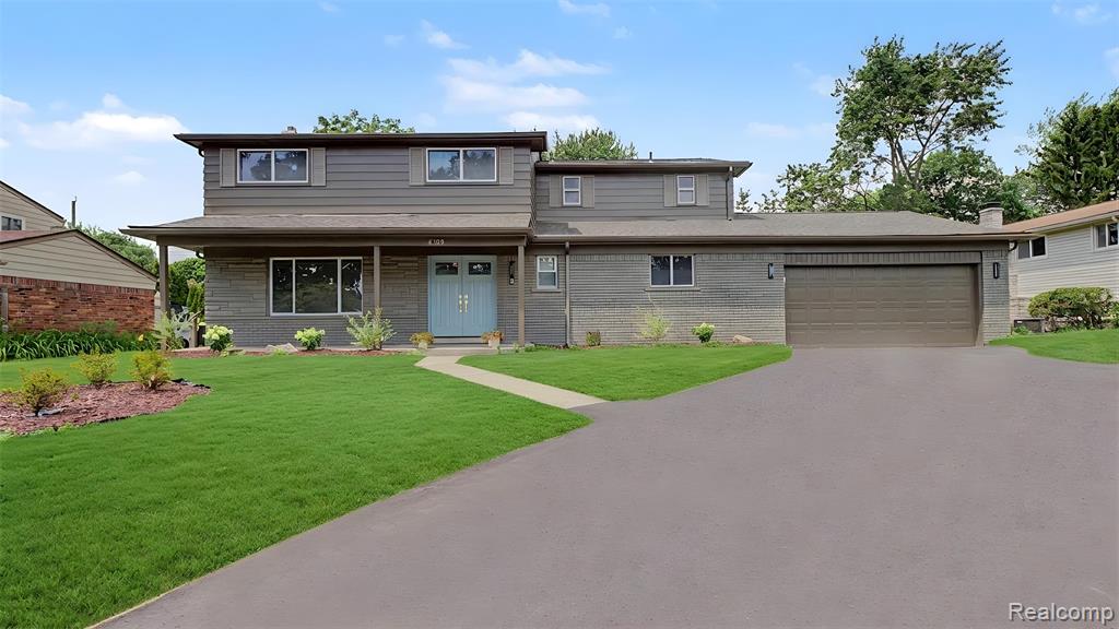 6780 Lee Crest Drive