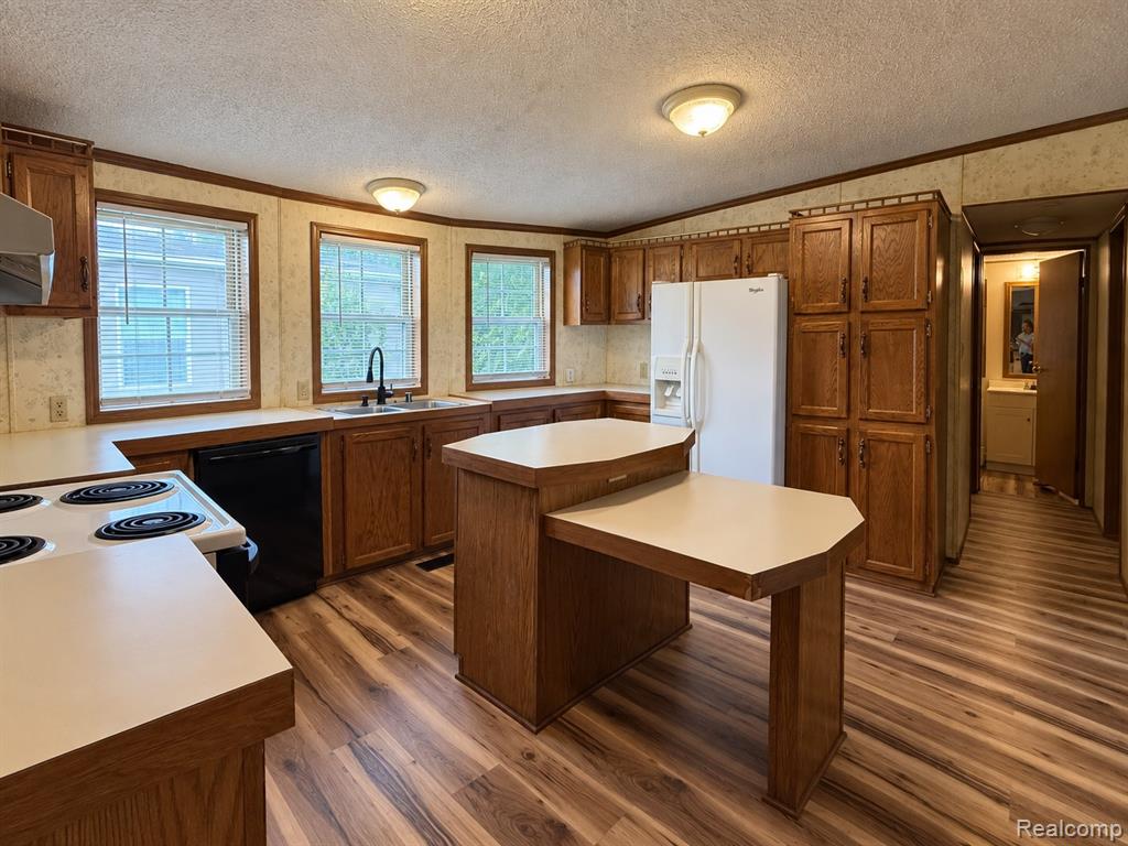 6564 E Michigan Avenue Property Photo 4