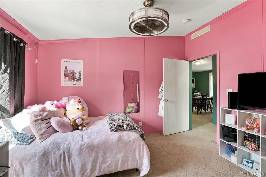 28034 Charlemagne Property Photo 21