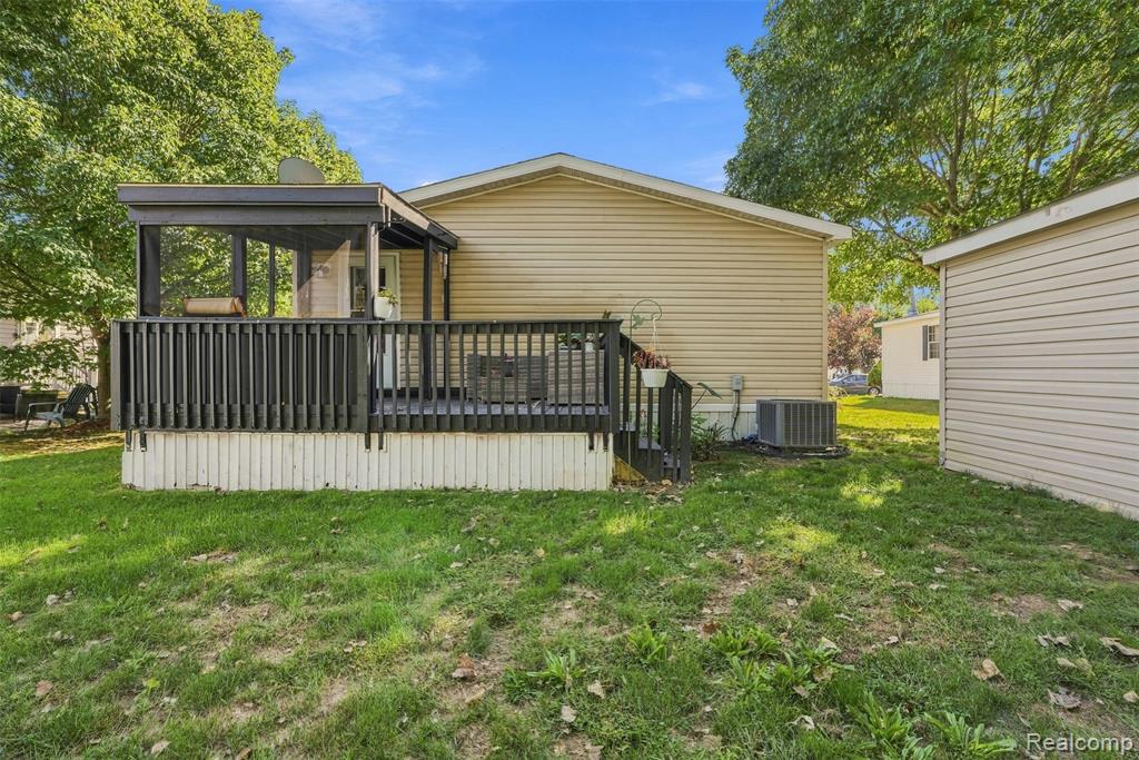 28034 Charlemagne Property Photo 29