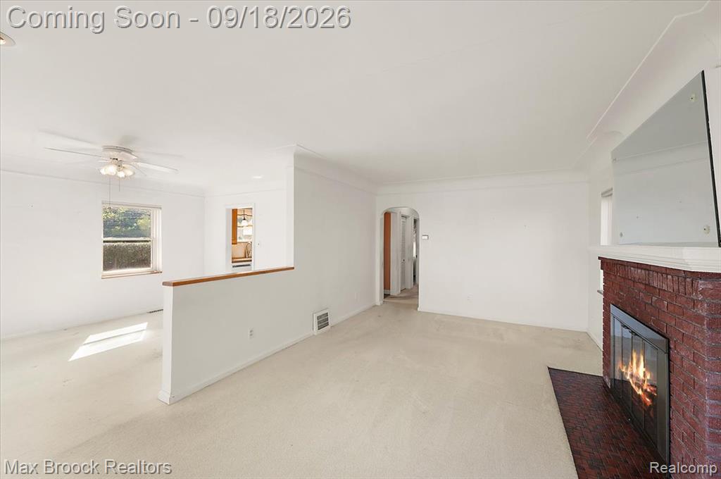 22665 Madison Street Property Photo 6