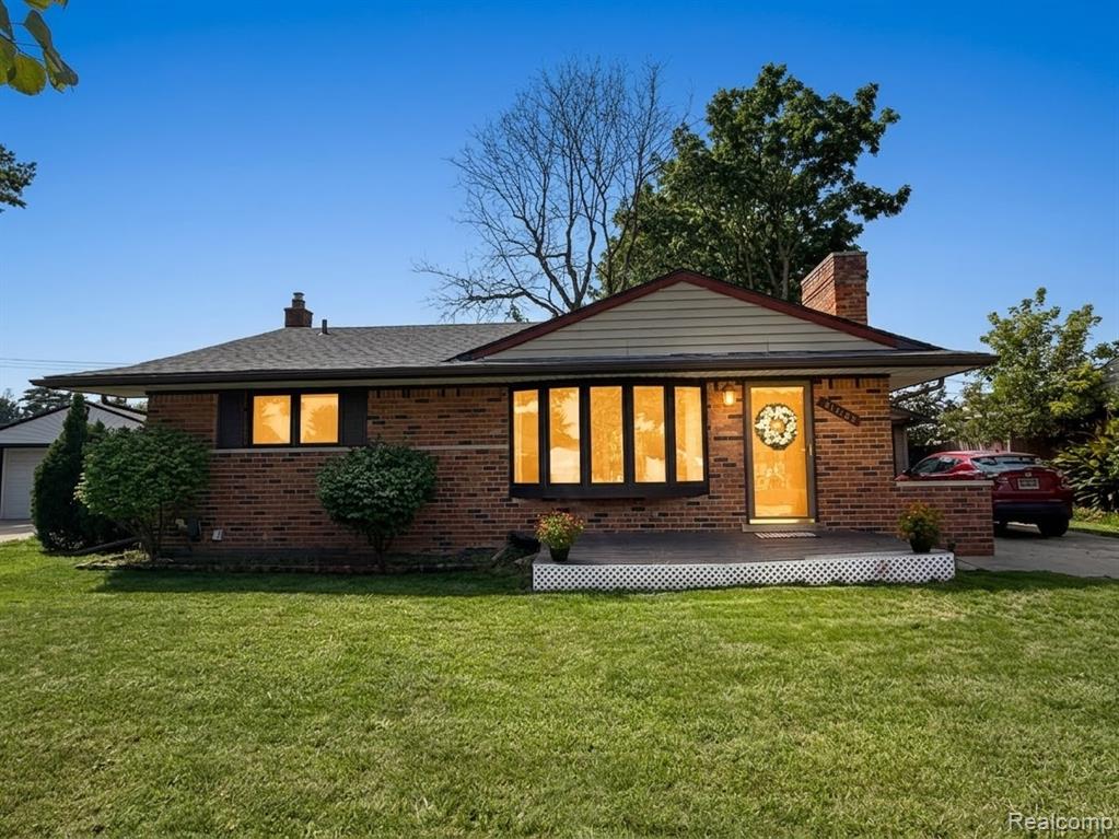 31687 Norrid Circle Property Photo 1