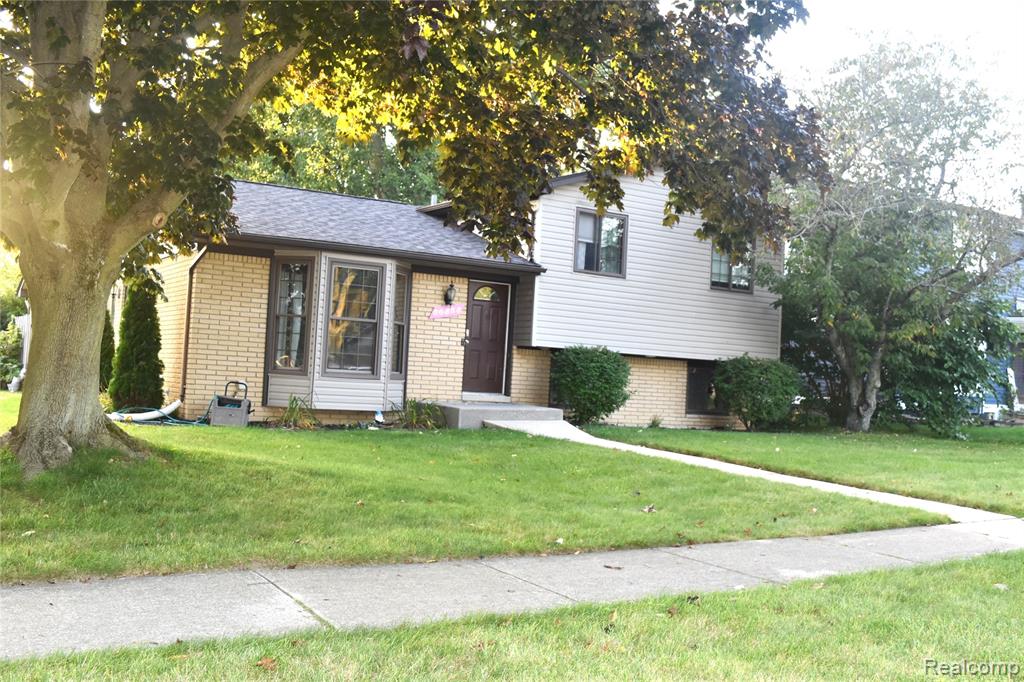 50555 Helmandale Street Property Photo 1