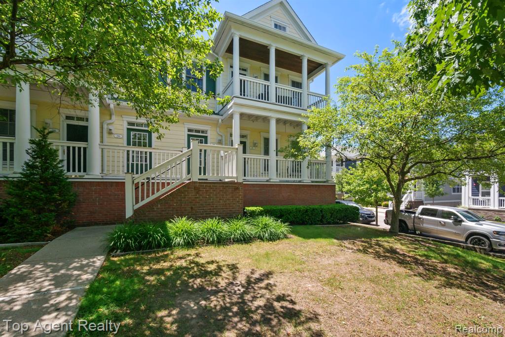 292 Beverly Avenue Property Photo 1