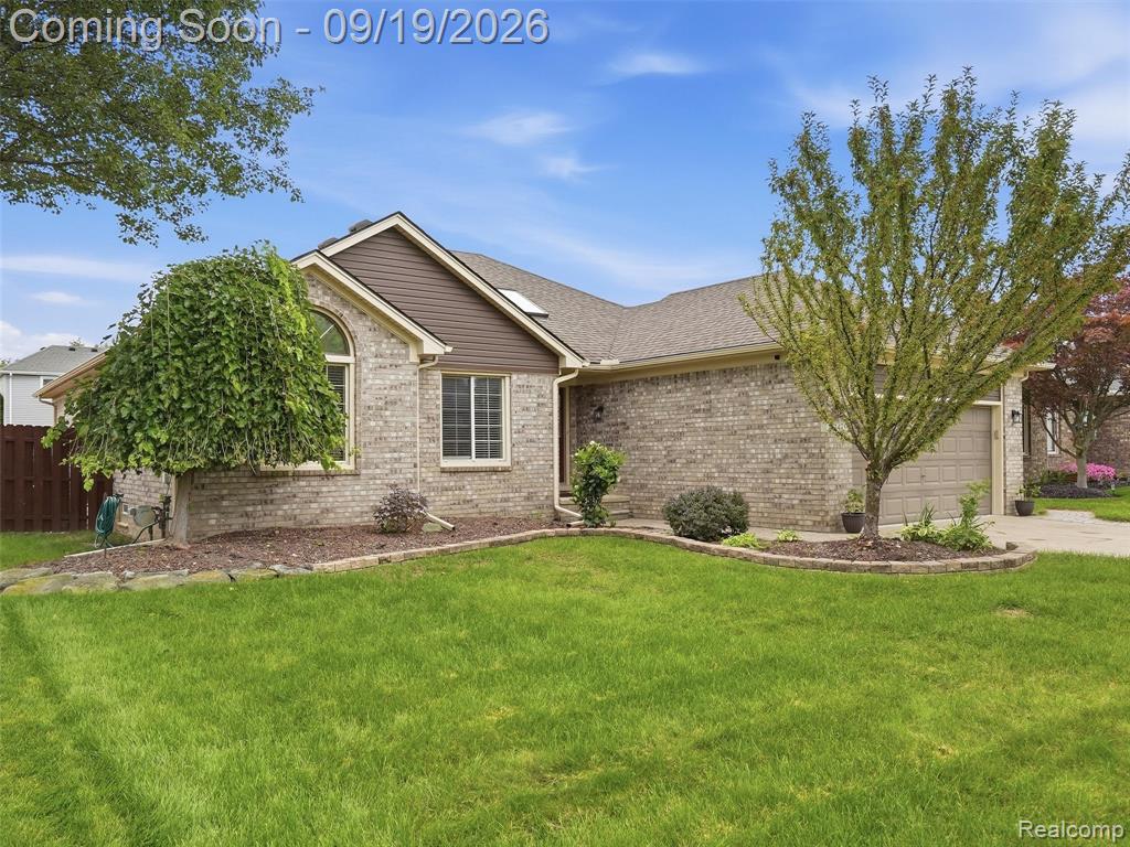 42475 Dharte Court Property Photo 3