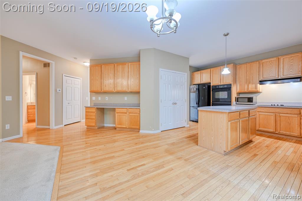 24371 Cavendish Avenue Property Photo 19