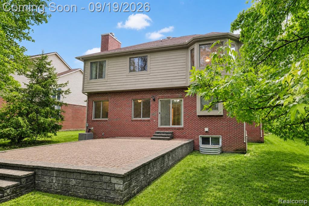 24371 Cavendish Avenue Property Photo 45