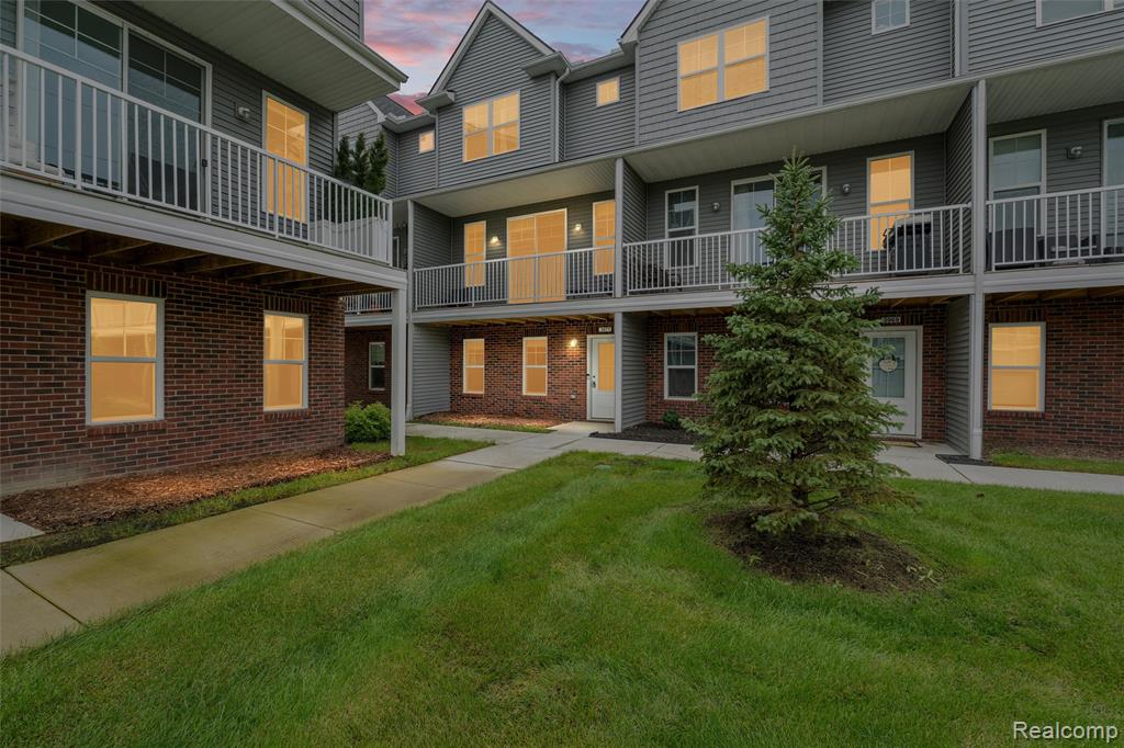 3971 Trailwaycommons Circle Property Photo 13