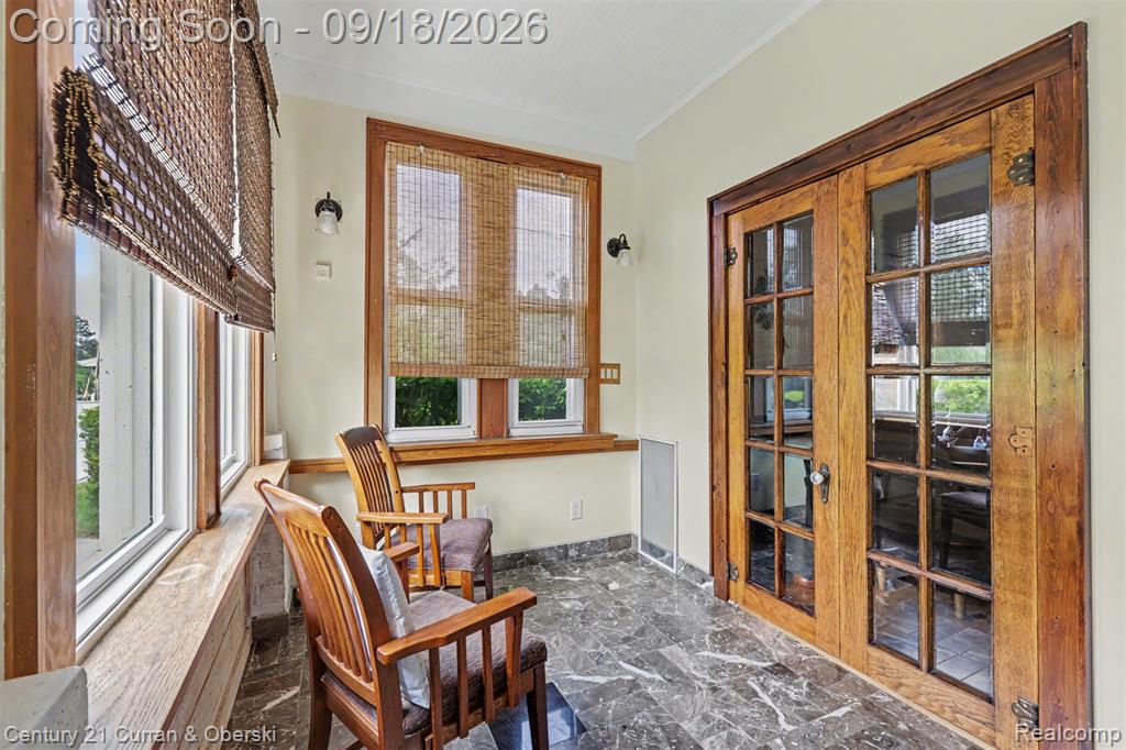 26552 W Huron River Drive Property Photo 6