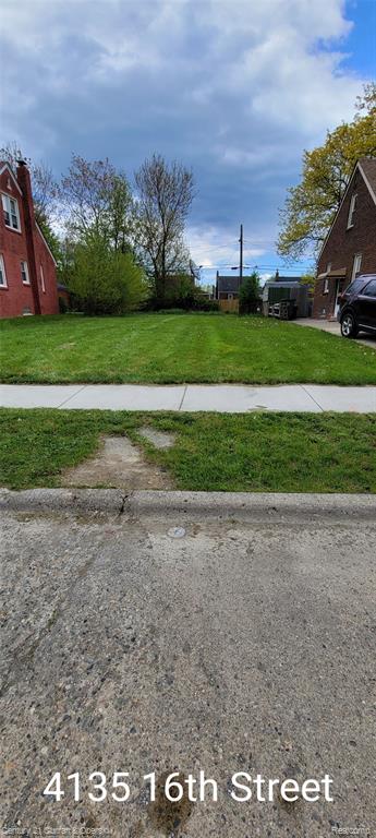 4135 16th Street Property Photo 1