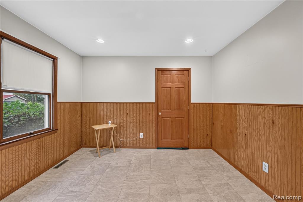 10785 Grafton Road Property Photo 30