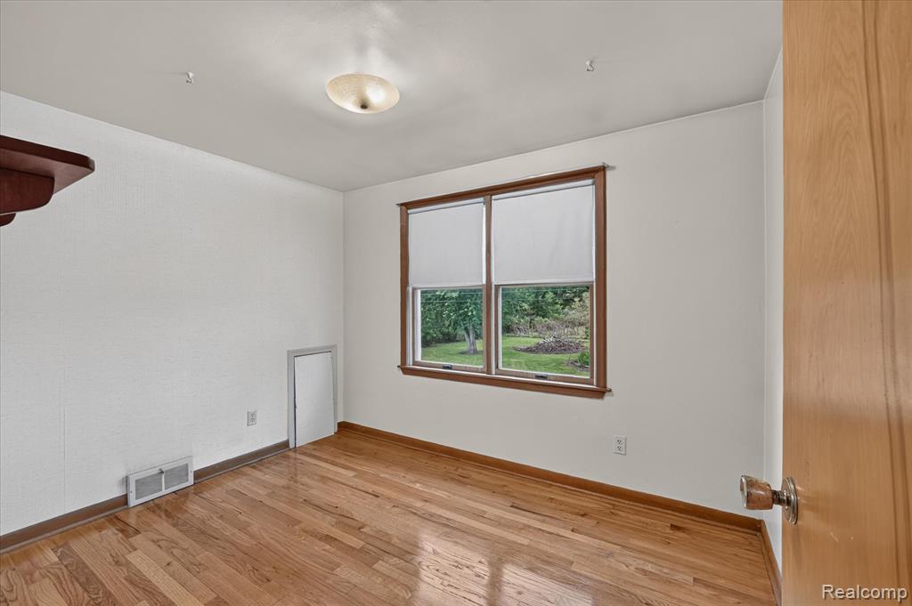 10785 Grafton Road Property Photo 38
