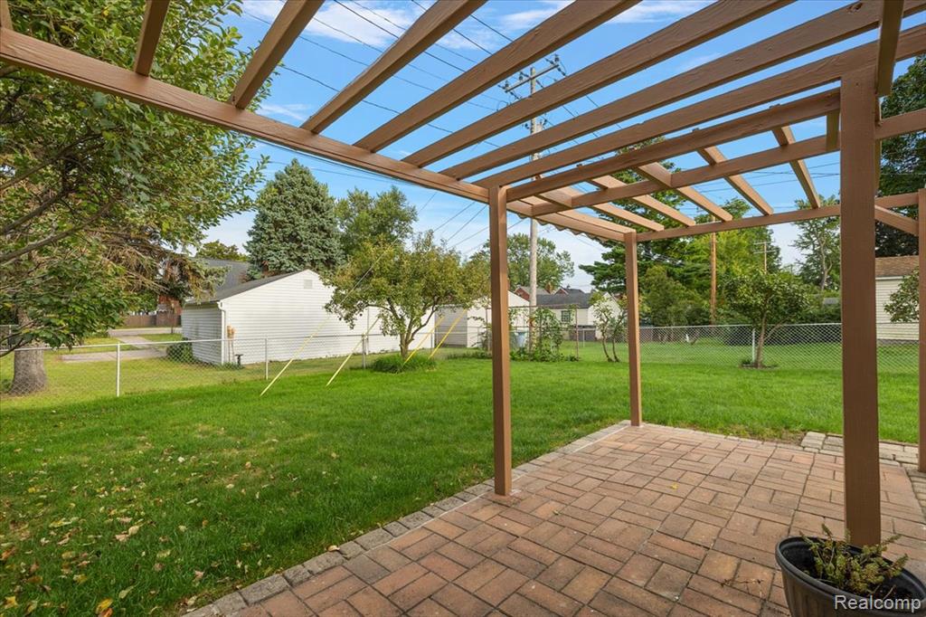 2226 Drexel Street Property Photo 33