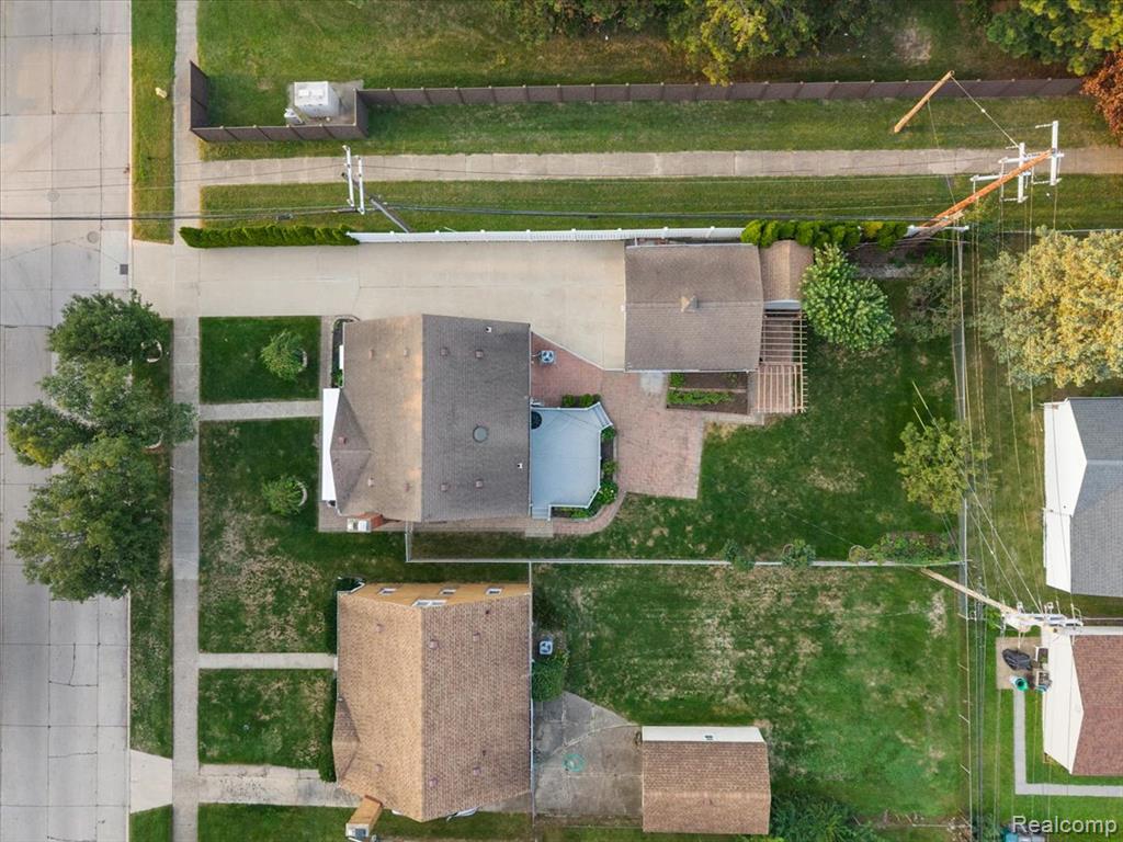 2226 Drexel Street Property Photo 39