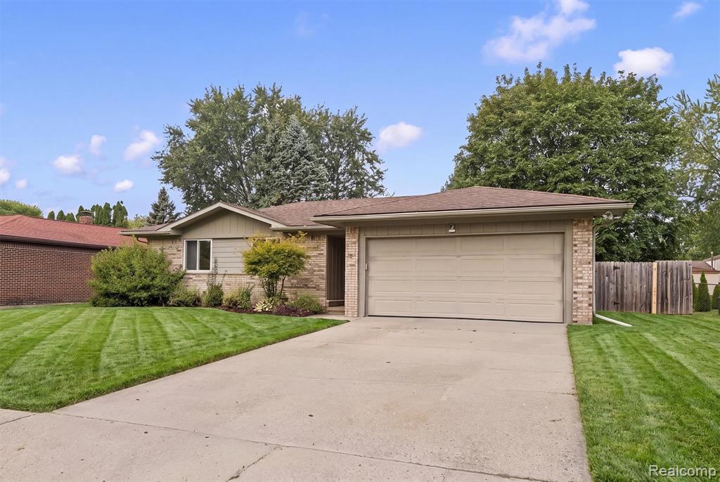 39861 Rager Court Property Photo 1