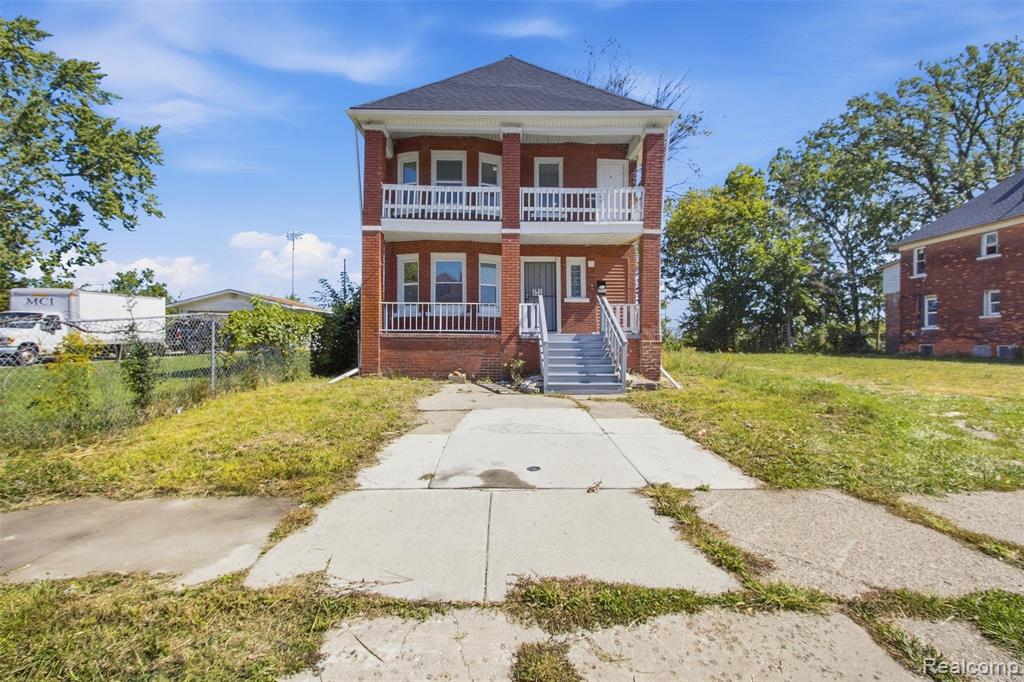 3010 Montclair Street Property Photo 1