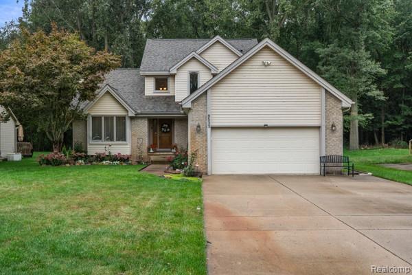 9533 Chaumont Drive Property Photo 3