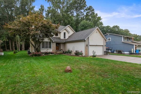 9533 Chaumont Drive Property Photo 4