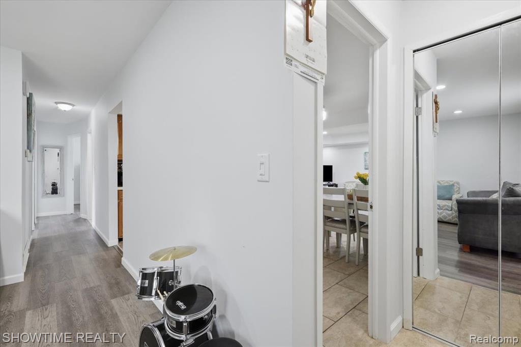 14706 Murthum Avenue Property Photo 10