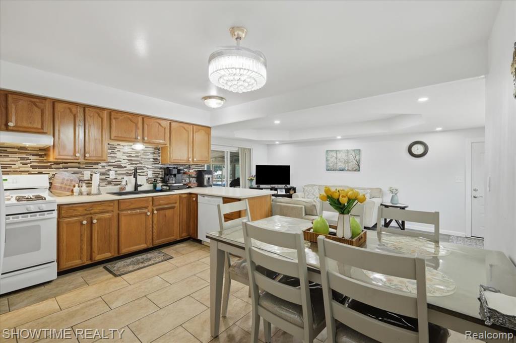 14706 Murthum Avenue Property Photo 12