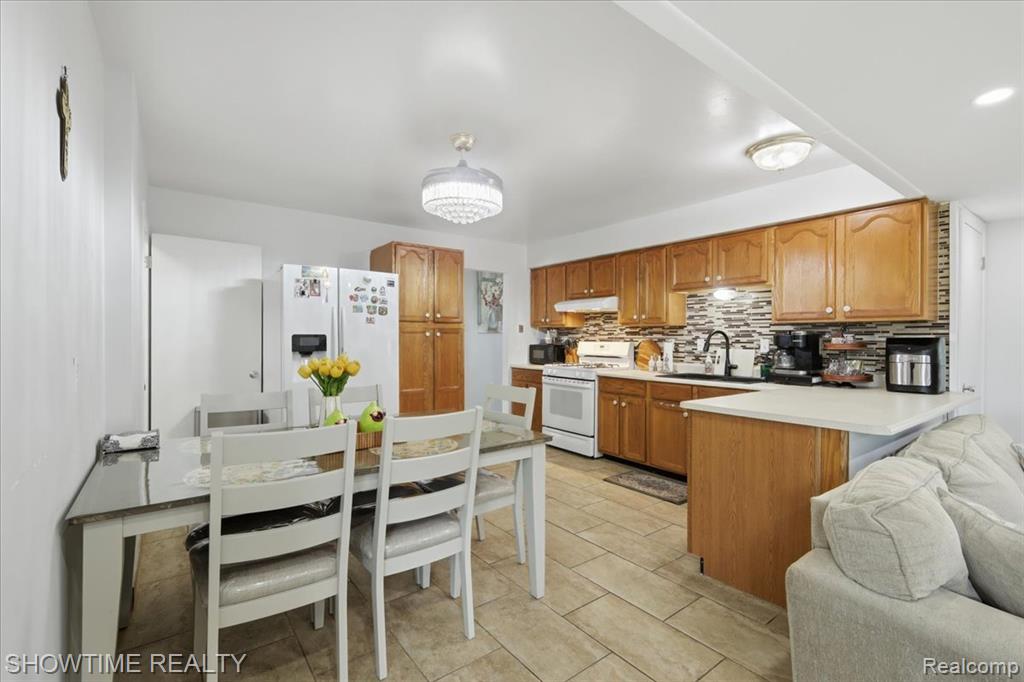 14706 Murthum Avenue Property Photo 15