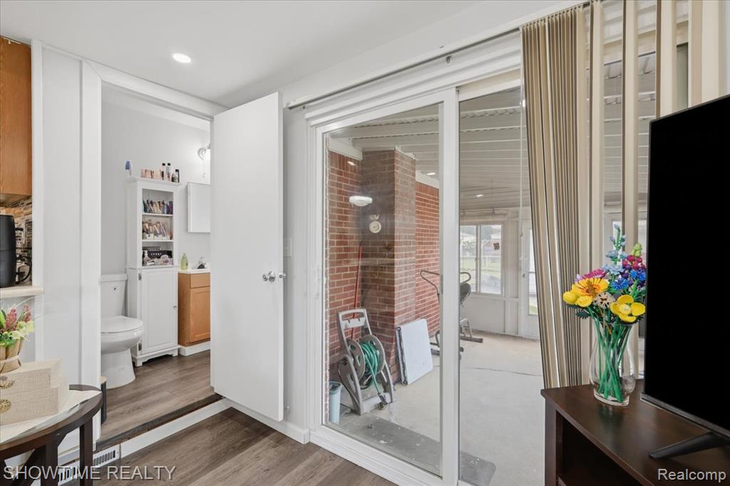 14706 Murthum Avenue Property Photo 19