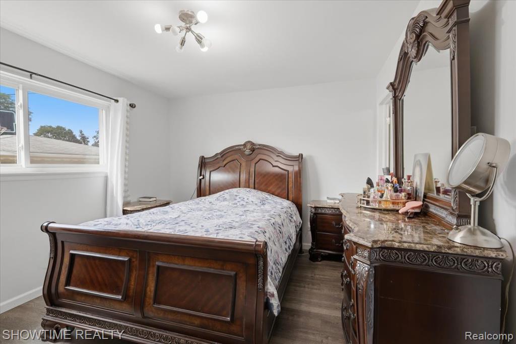 14706 Murthum Avenue Property Photo 20