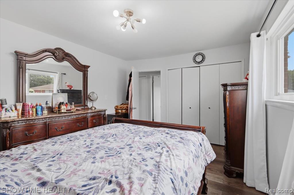 14706 Murthum Avenue Property Photo 21