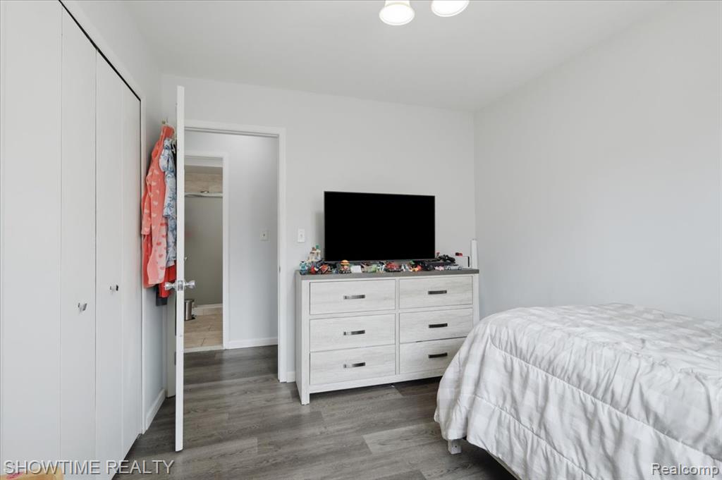 14706 Murthum Avenue Property Photo 27