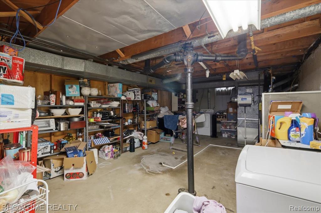14706 Murthum Avenue Property Photo 31