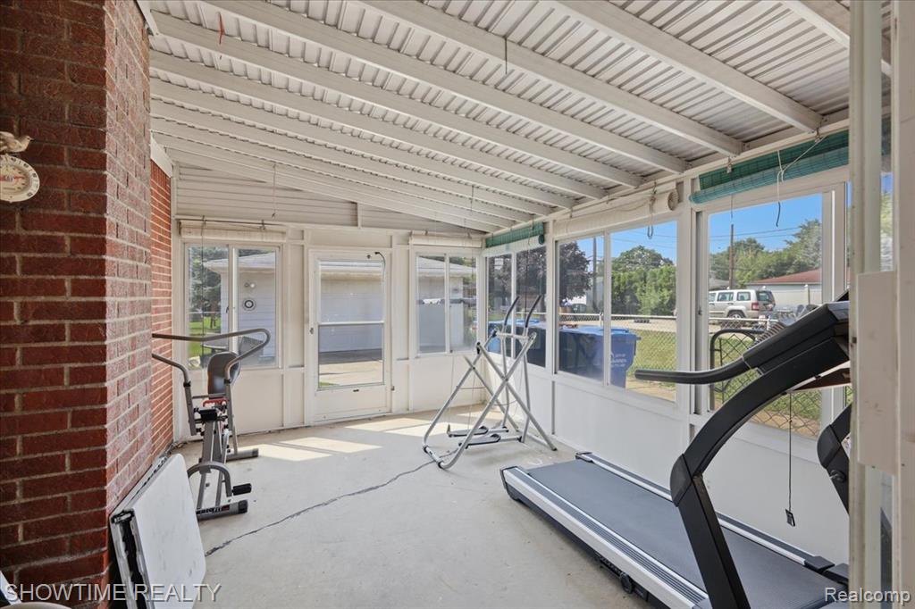 14706 Murthum Avenue Property Photo 33
