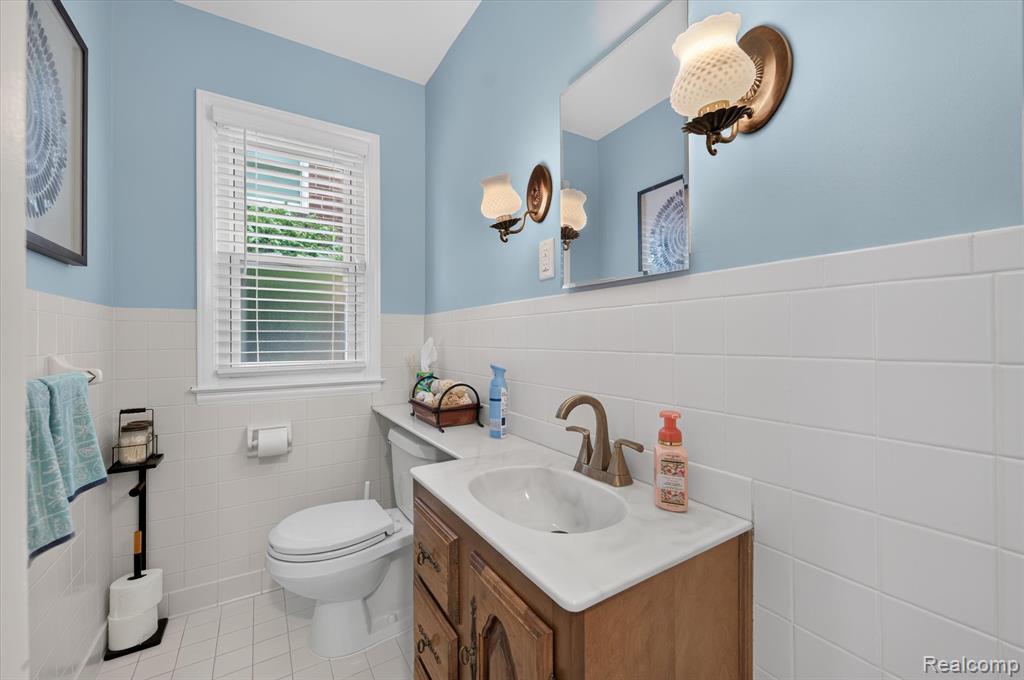 1803 Littlestone Road Property Photo 19