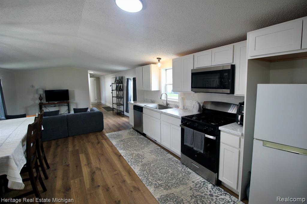 6538 Biscayne Property Photo 6