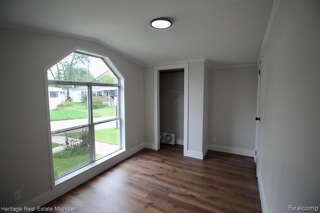 6538 Biscayne Property Photo 7