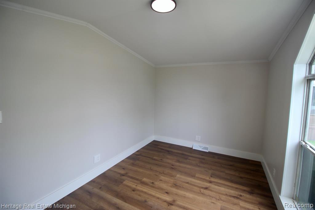 6538 Biscayne Property Photo 8