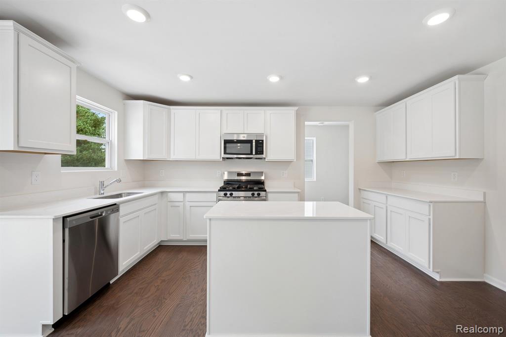 4187 Cedar Lane Property Photo 4