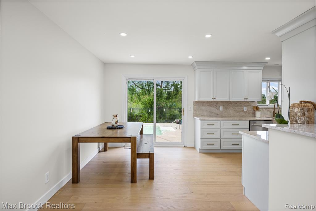 2000 Matthew Street Property Photo 12