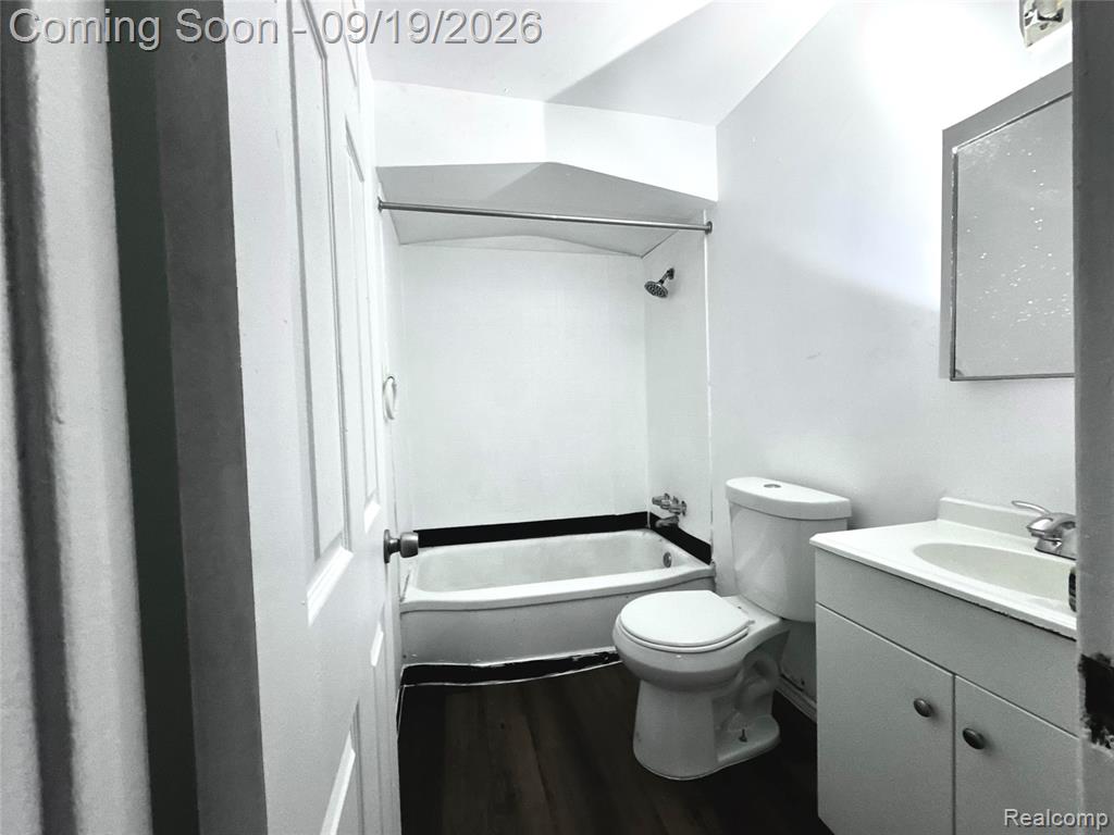 11667 Stahelin Avenue Property Photo 6