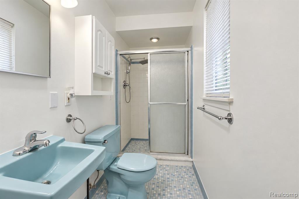 60 E Square Lake Road Property Photo 24