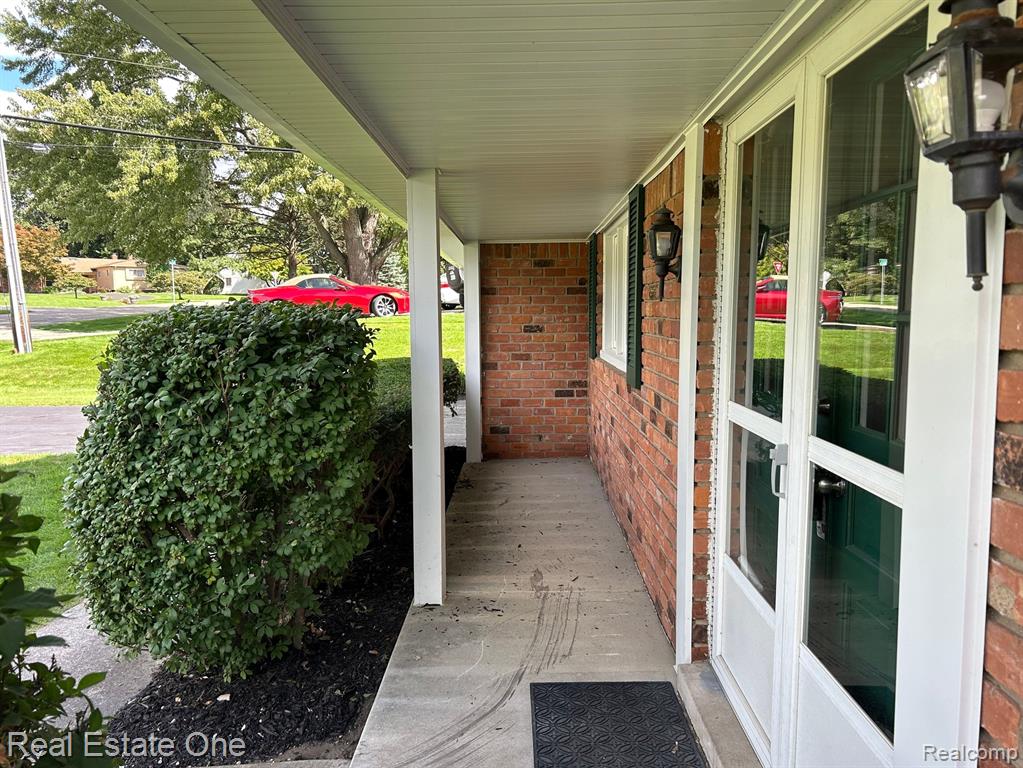 4463 Westover Drive Property Photo 5