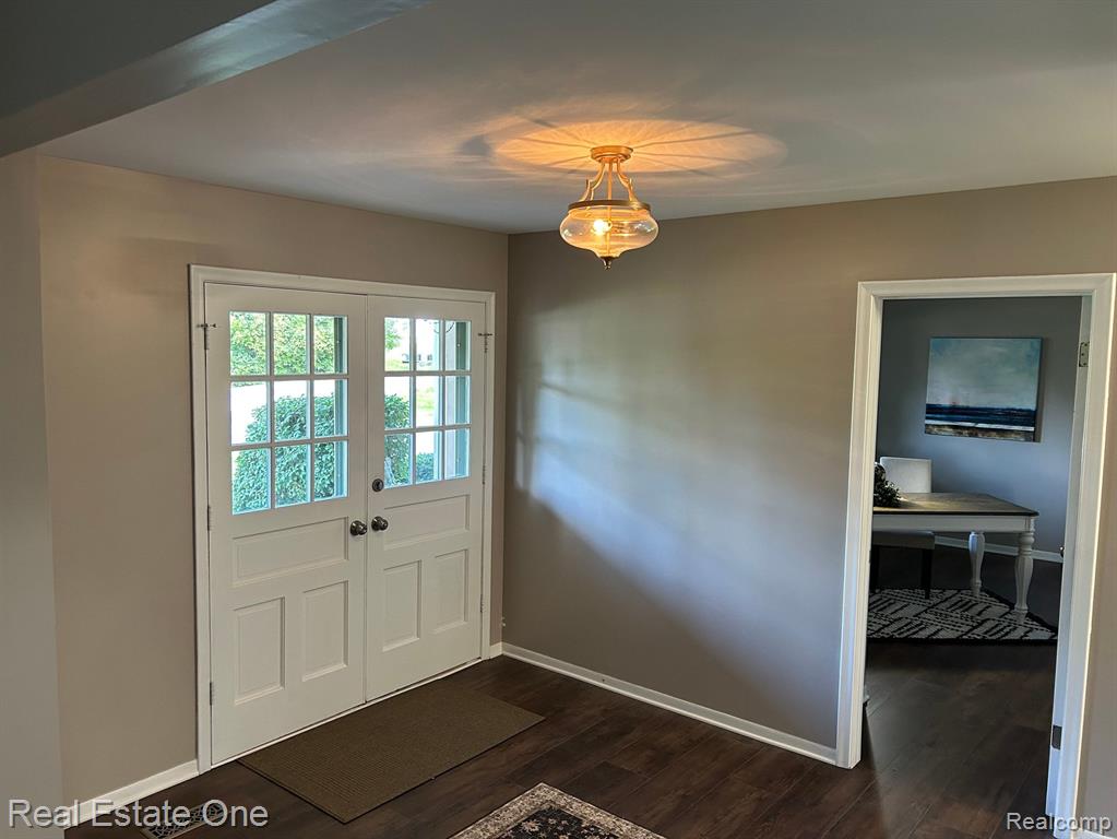 4463 Westover Drive Property Photo 7