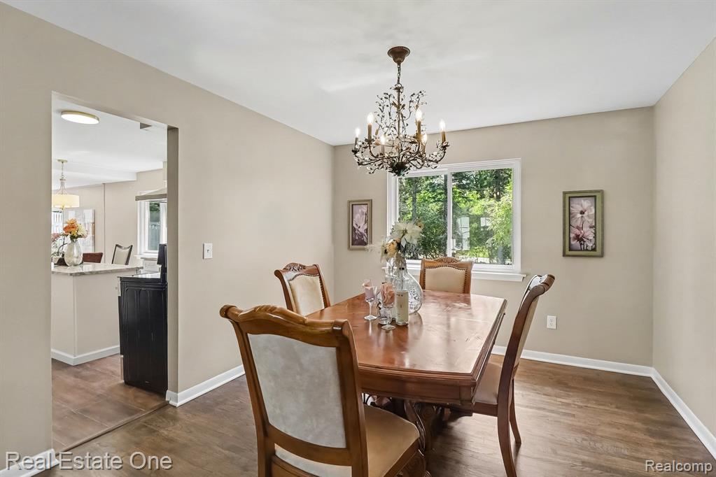 4463 Westover Drive Property Photo 11