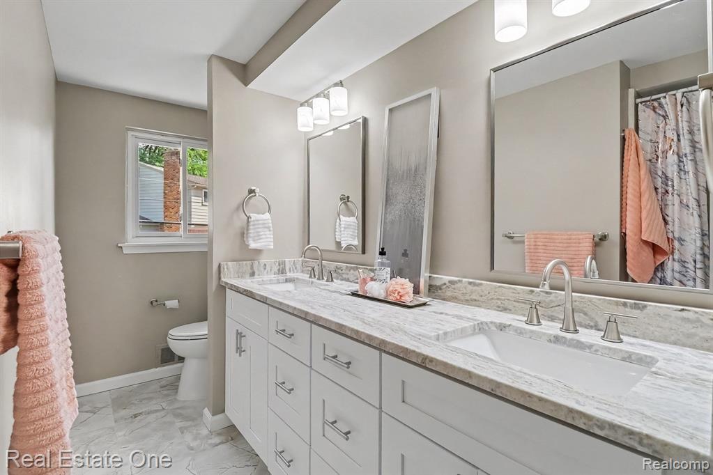 4463 Westover Drive Property Photo 27