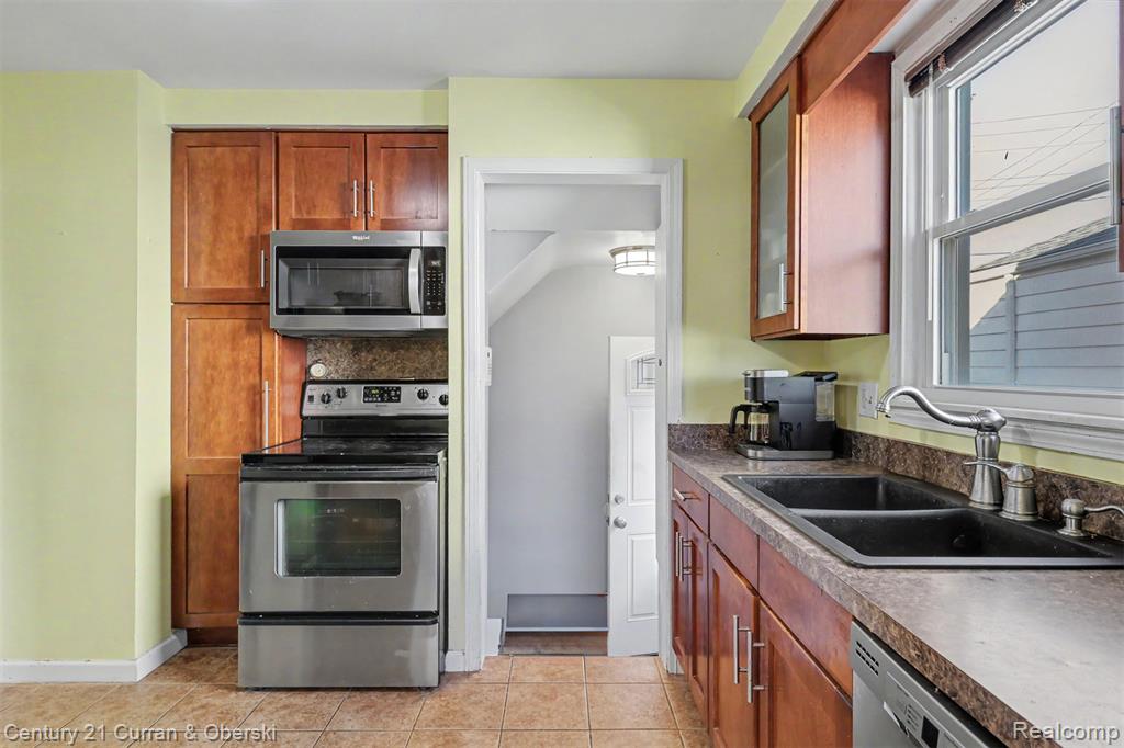 14991 College Avenue Property Photo 24