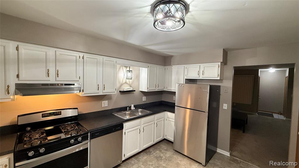 23062 Harrington Street Property Photo 5