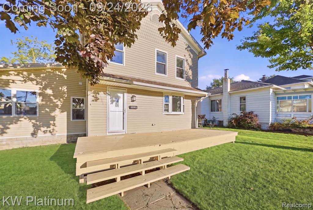1309 Saint Clair Boulevard Property Photo 3