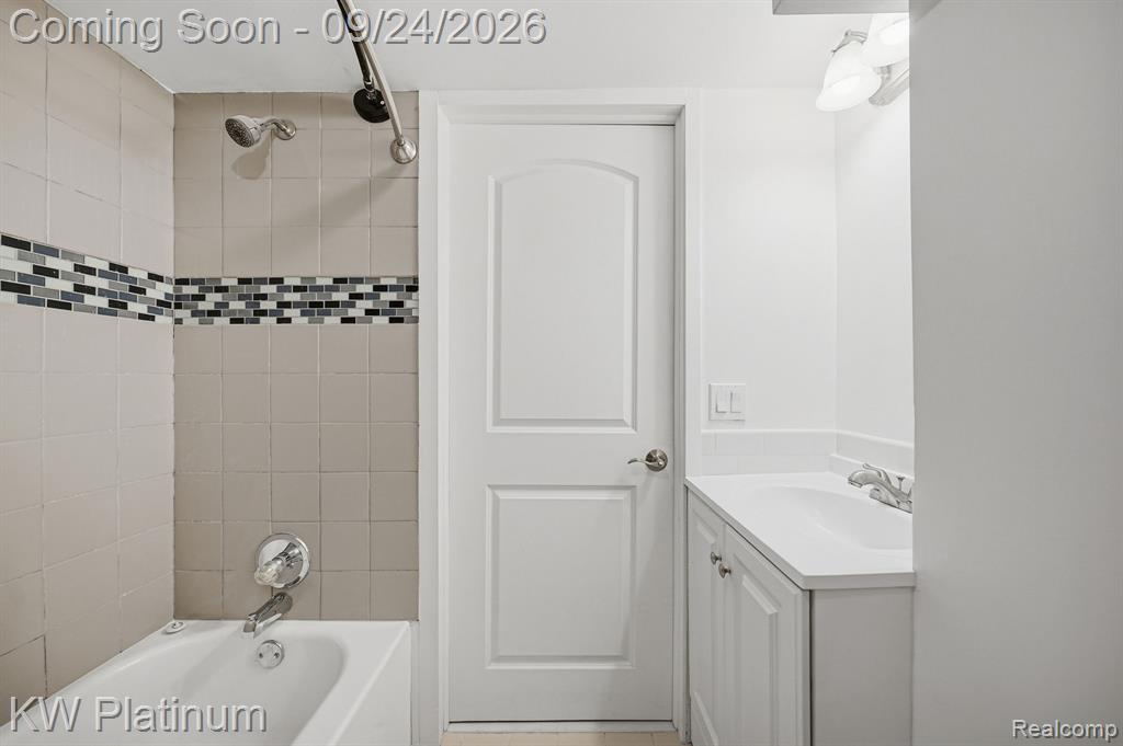 1309 Saint Clair Boulevard Property Photo 58