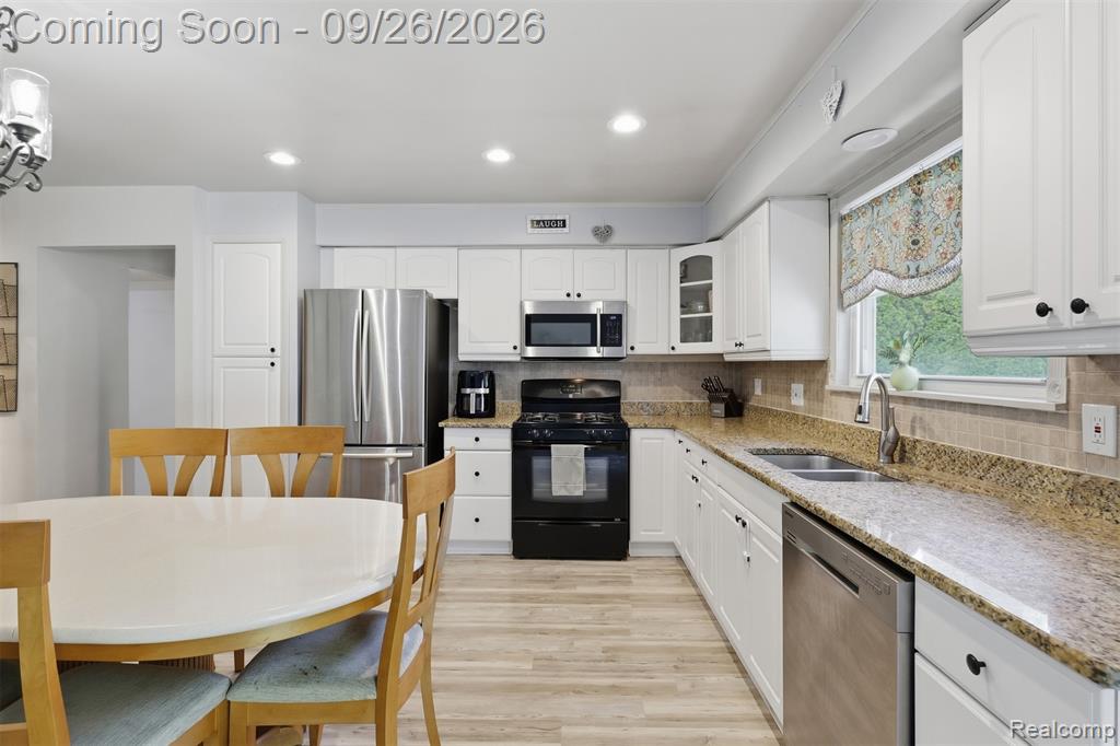 39964 Coronation Road Property Photo 25
