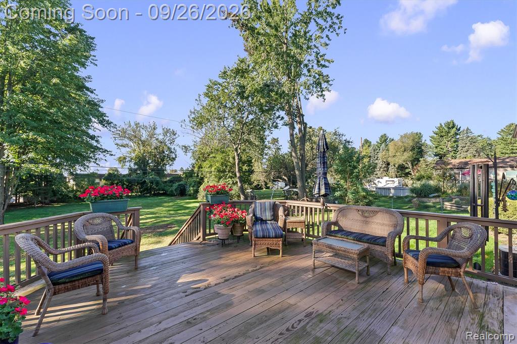 411 Maplehill Road Property Photo 24